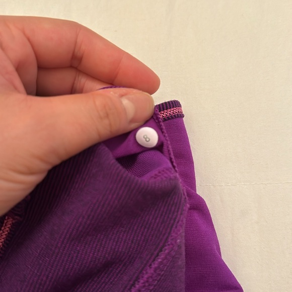 Lululemon - Flow Y Bra - 8 - Picture 5 of 5